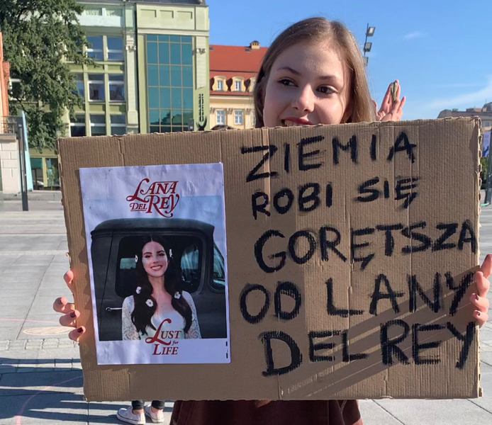 ”Politycy do tablicy”, czyli kto posłucha Młodzieżowego Strajku Klimatycznego